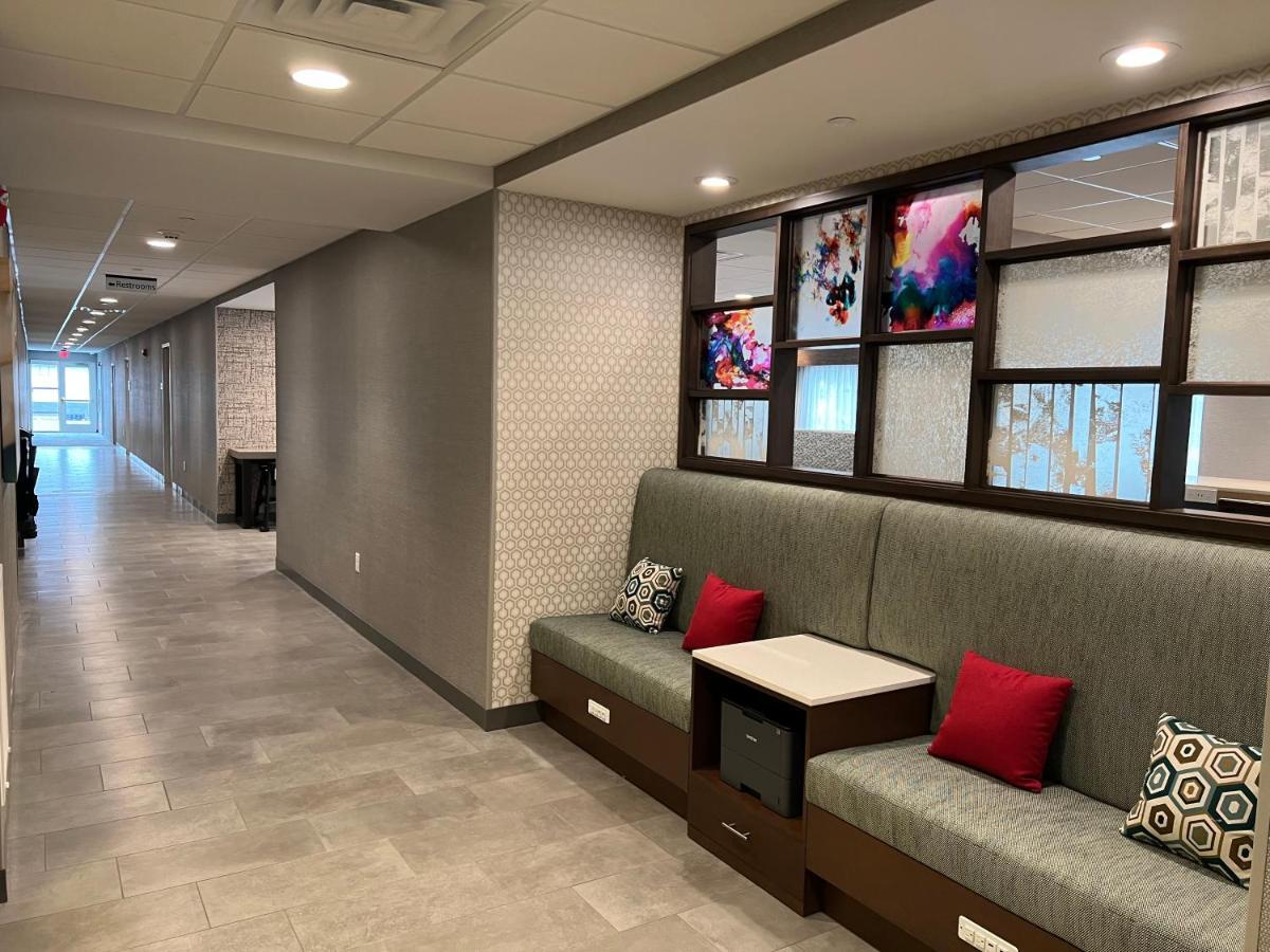Hampton Inn Lincoln White Mountains מראה חיצוני תמונה