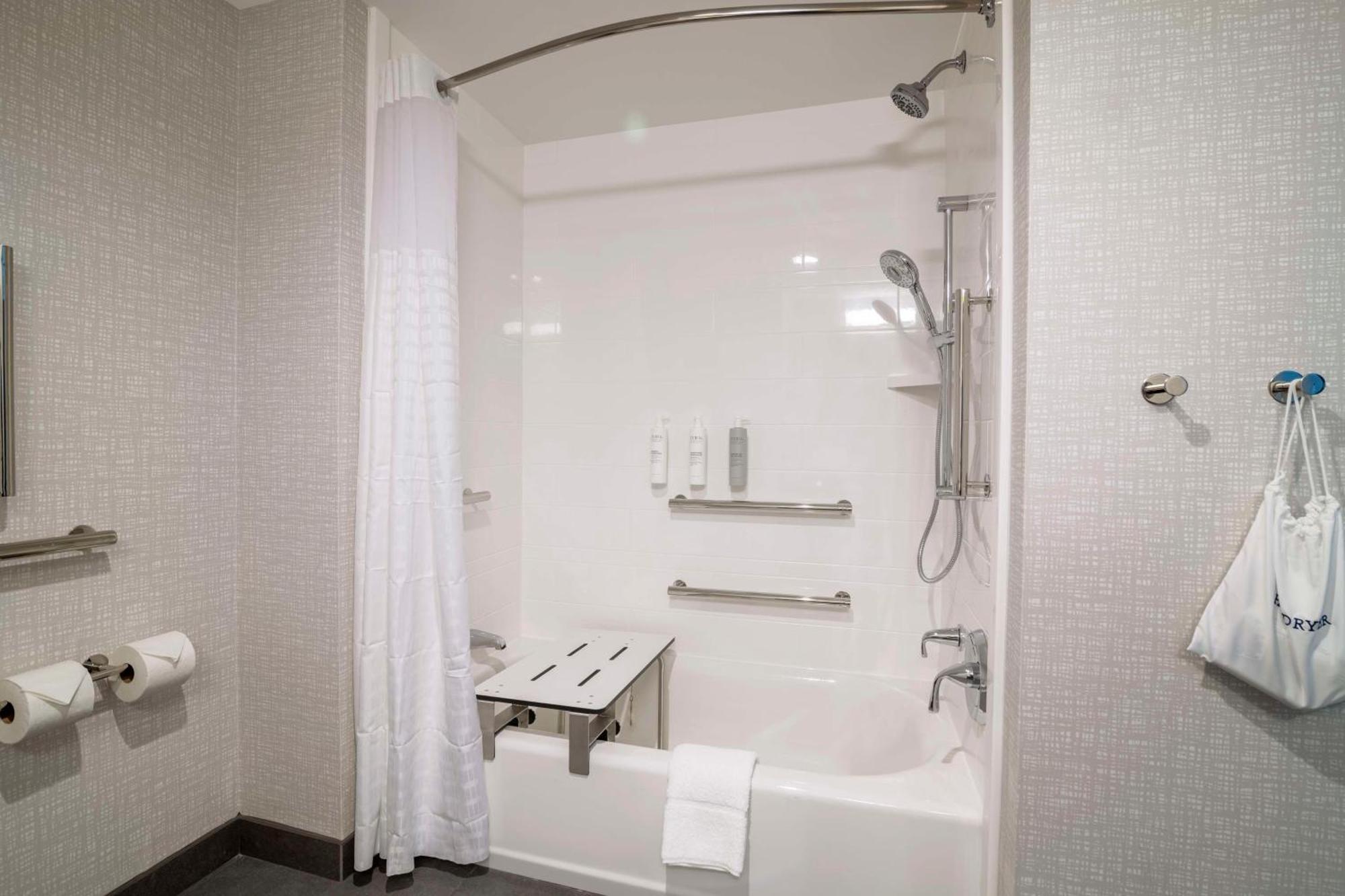 Hampton Inn Lincoln White Mountains מראה חיצוני תמונה